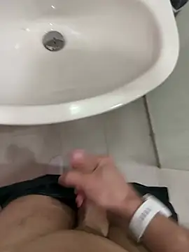 Siggidc2n online show from February 25, 2025, 11:21 am