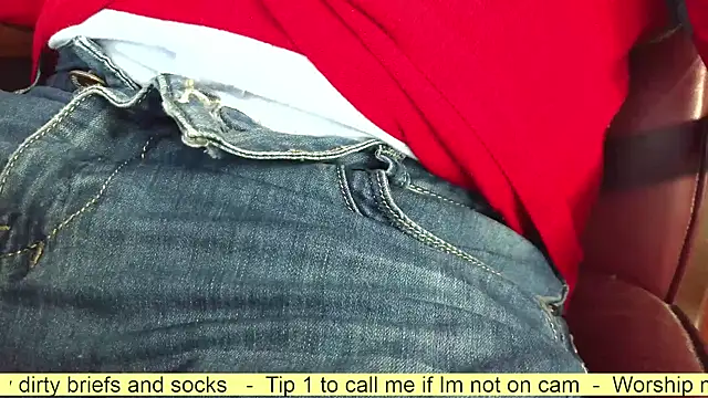 smoothandtiny online show from October 28, 2025, 8:02 am