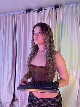 Melina-Smith online show from July 10, 2026, 7:58 pm