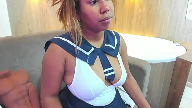 Snapshot of Lizzie_Williams_ chatting on June 4, 2026, 3:11 am Lizzie Williams online show from June 4, 2026, 3:11 am