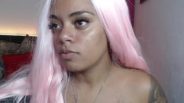 ladyrd1 online show from June 25, 2026, 3:48 am