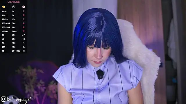 Bella-Franco online show from June 18, 2026, 5:51 pm