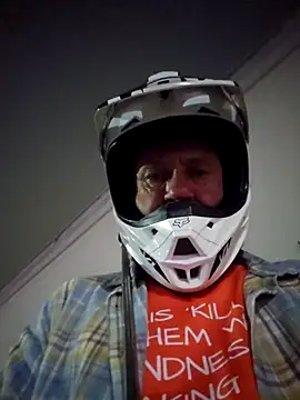 den-rock4u online show from December 20, 2025, 5:32 am