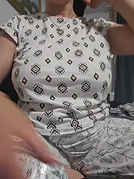KristenVega online show from June 17, 2026, 8:08 pm