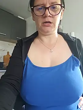 KristenVega online show from May 19, 2026, 8:10 am