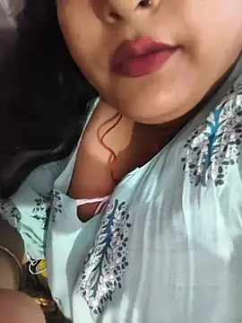 Snapshot of MohiniBhabhi chatting on July 3, 2026, 10:44 am MohiniBhabhi online show from July 3, 2026, 10:44 am