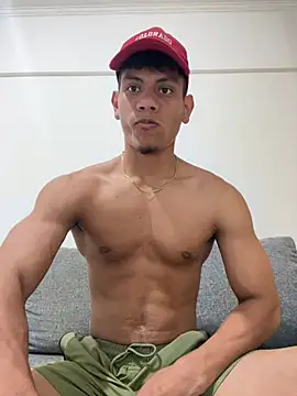 bbchocolate27 online show from April 25, 2026, 11:35 pm