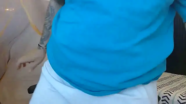 snowflake xxx online show from June 25, 2026, 7:41 pm