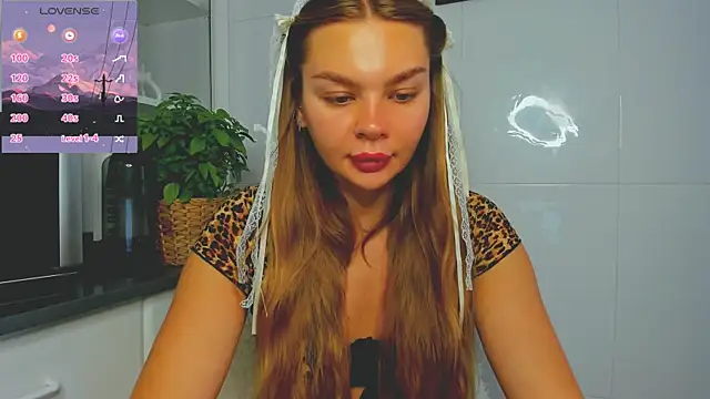 Molly sweetie online show from June 27, 2026, 6:41 am