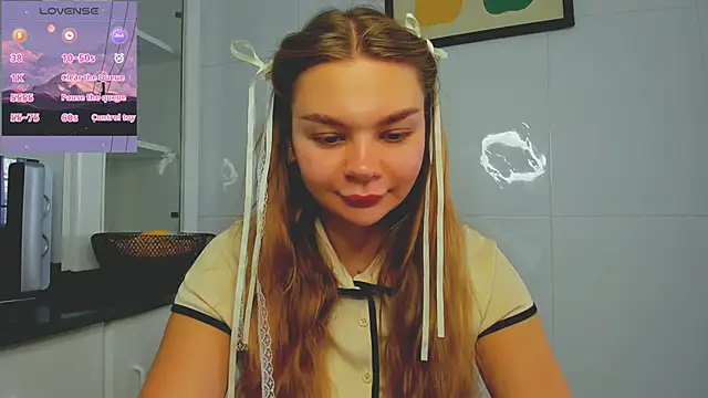 Molly sweetie online show from June 17, 2026, 7:30 am