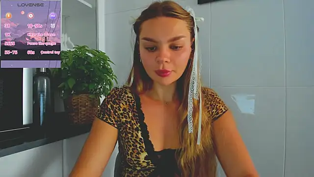 Molly sweetie online show from July 1, 2026, 6:36 am