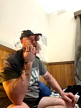 Scoobeysnacks online show from April 17, 2026, 4:10 pm