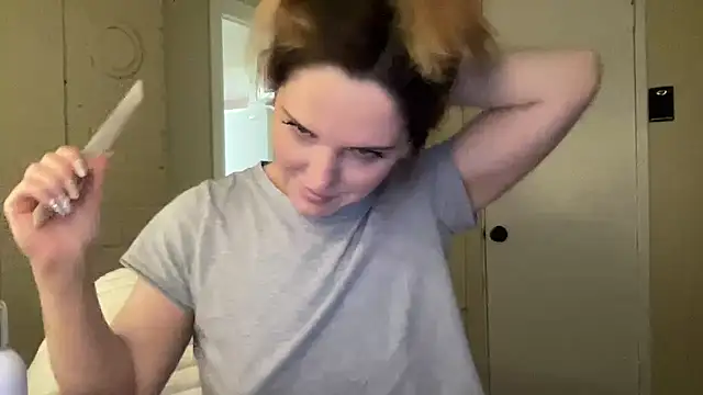 sexylilly69 online show from June 11, 2026, 2:44 am