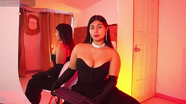 ShelleyMorell online show from June 12, 2026, 12:58 pm