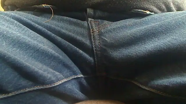 markluvskitty online show from June 10, 2026, 12:28 pm