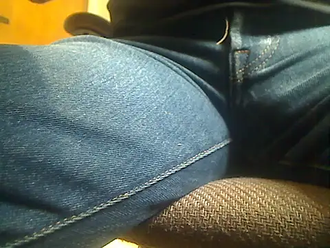 markluvskitty online show from June 19, 2026, 12:44 pm