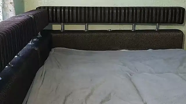 Riley Roo online show from June 30, 2026, 7:41 am