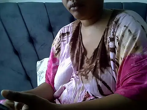 Amberay1 online show from April 22, 2026, 6:09 am