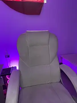 nyna 1 online show from February 8, 2026, 4:26 pm