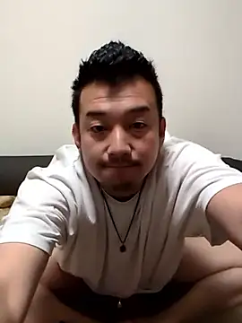 KOUHEY2023 online show from April 29, 2026, 8:37 pm