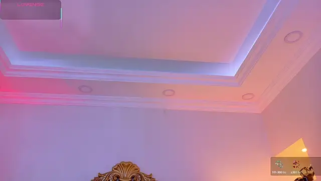 AdelinaVans online show from June 18, 2026, 10:42 am