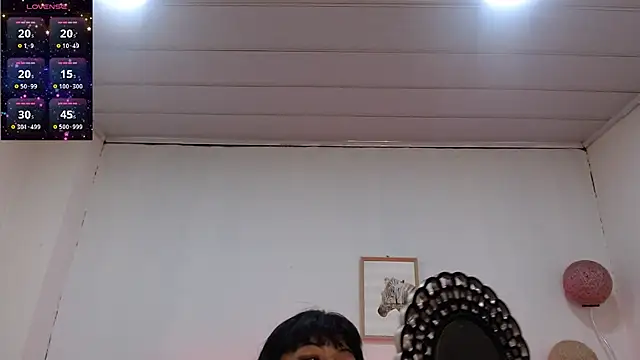 Snapshot of candy_lux_ chatting on June 27, 2026, 1:39 pm candy lux online show from June 27, 2026, 1:39 pm