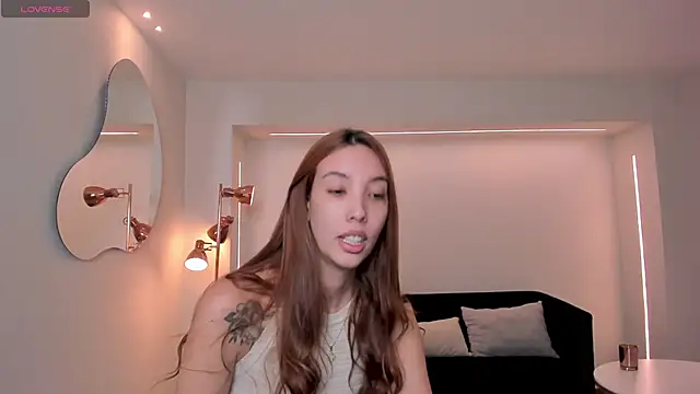 AnaisNin online show from June 15, 2026, 12:38 pm
