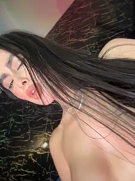 Alexandra duque online show from June 11, 2026, 12:32 am