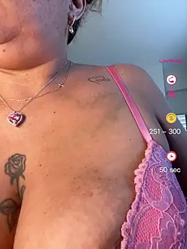ladycreamypr2 online show from July 1, 2026, 6:52 pm