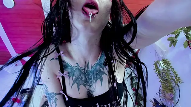 bathory vamps online show from June 11, 2026, 12:32 am