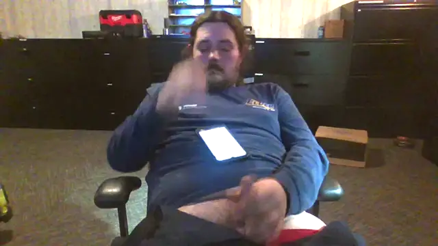 daddysmalldick502 online show from April 22, 2026, 5:09 pm