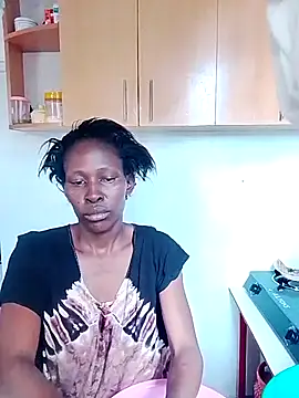 Snapshot of LOVELY-2BERRY chatting on May 25, 2026, 8:02 am LOVELY-2BERRY online show from May 25, 2026, 8:02 am