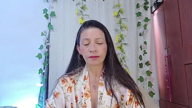 cattaleya1476 online show from July 11, 2026, 9:37 pm
