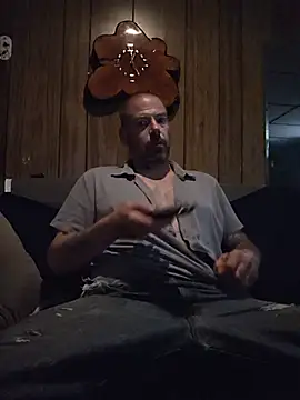 Cashmoney6979 online show from July 9, 2026, 4:06 pm