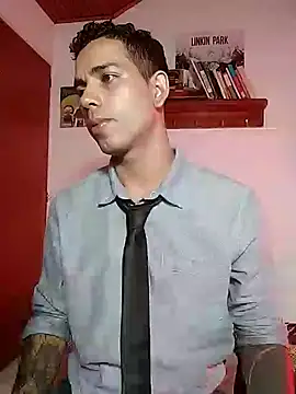 Snapshot of chero_95 chatting on November 18, 2025, 8:12 pm chero 95 online show from November 18, 2025, 8:12 pm