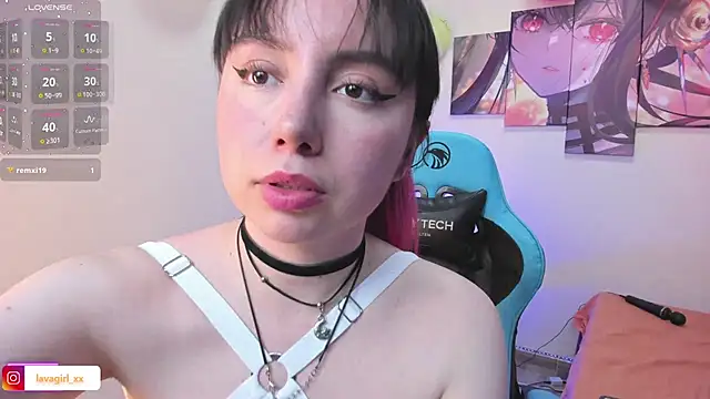 Julieta cott online show from March 4, 2026, 10:39 pm