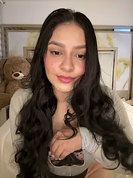 sarasoto 1 online show from April 13, 2026, 11:53 pm