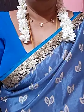 ananya956 online show from June 10, 2026, 10:00 pm