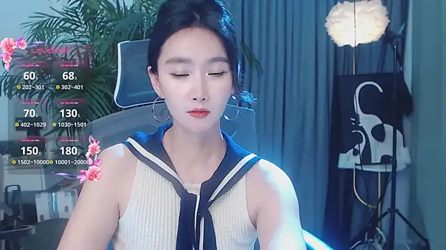 Snapshot of FeiFei-babe chatting on May 11, 2026, 2:45 pm FeiFei-babe online show from May 11, 2026, 2:45 pm