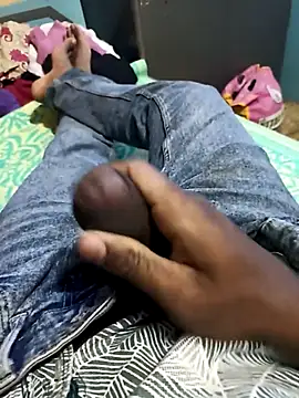 bangaloresexyguy online show from April 16, 2026, 5:30 am