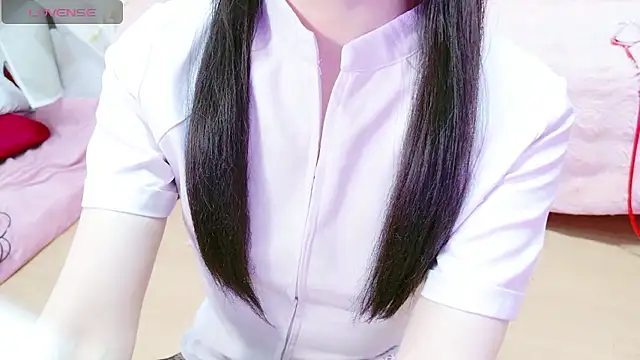 aaanyan online show from June 13, 2026, 1:36 am