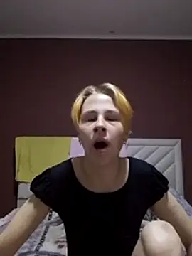 Gussie Bridie online show from May 11, 2026, 5:09 am