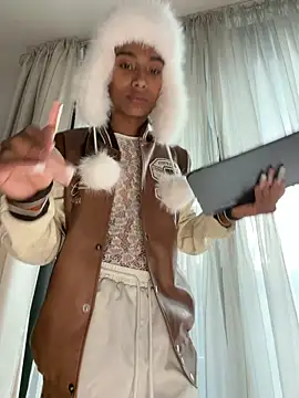 Snapshot of alejo_cute chatting on March 7, 2026, 3:17 pm alejo cute online show from March 7, 2026, 3:17 pm