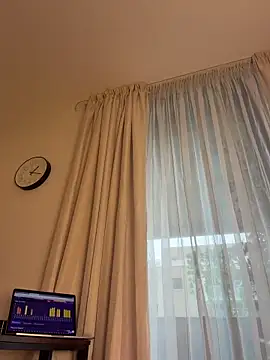 Snapshot of alejo_cute chatting on March 29, 2026, 12:18 pm alejo cute online show from March 29, 2026, 12:18 pm