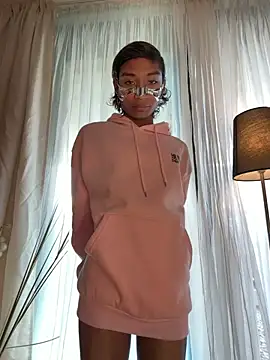 Snapshot of alejo_cute chatting on March 18, 2026, 11:46 am alejo cute online show from March 18, 2026, 11:46 am