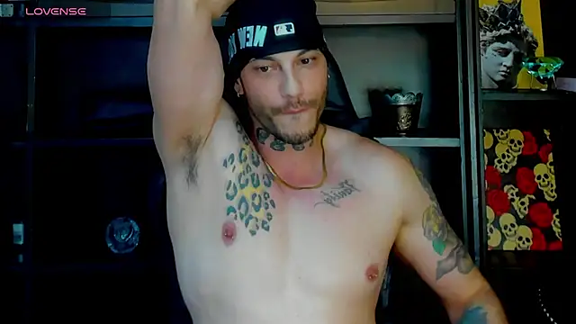 RickG Oficial online show from November 18, 2025, 8:45 pm