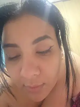 bigboobsrose1 online show from June 7, 2026, 3:12 am