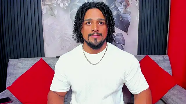 MikeEstevess online show from June 4, 2026, 2:05 am