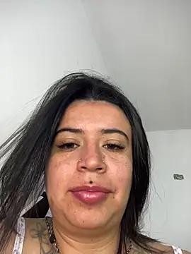 Devilsweet17 online show from June 27, 2026, 3:29 pm