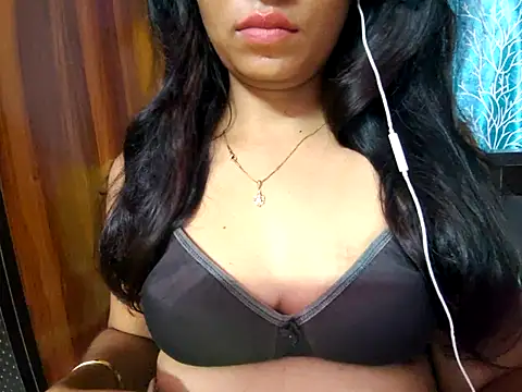 cutesoma2 online show from June 12, 2026, 4:27 pm